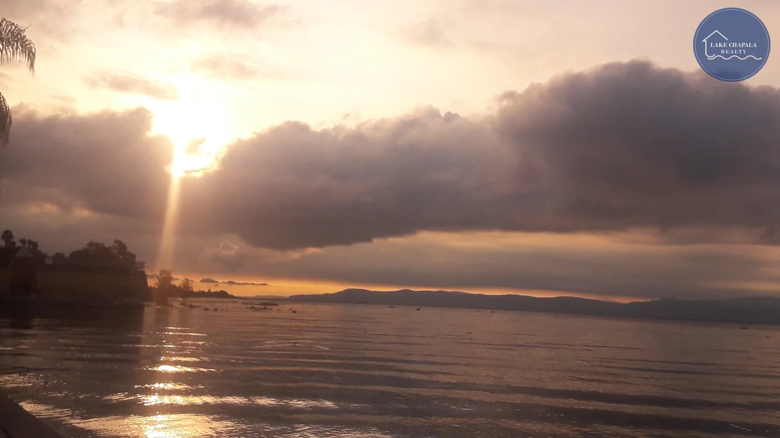 You are currently viewing Buying Real Estate and Retiring on Lake Chapala